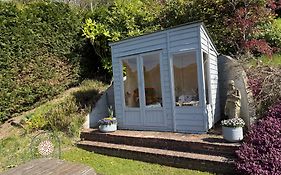 Hilltop Hut